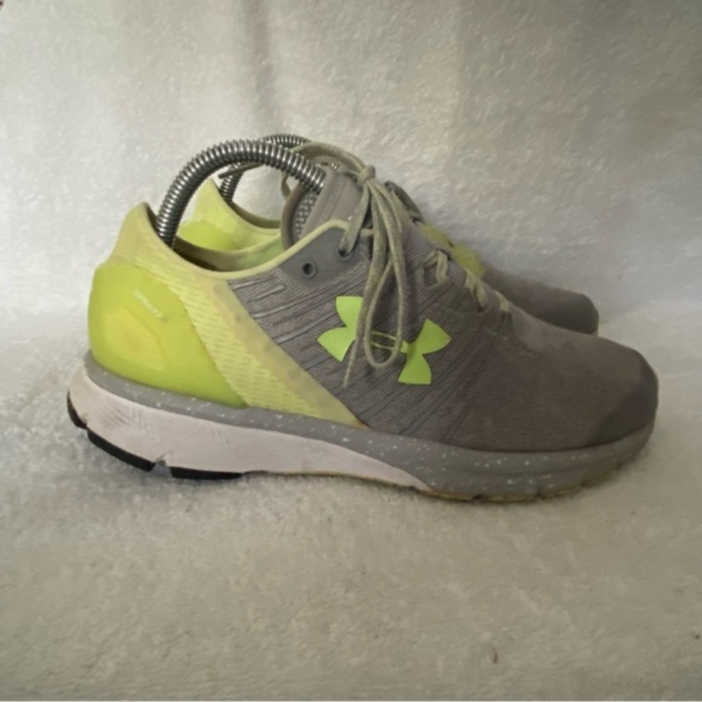 Under Armour Bandit Shoes Women’s Size 9,.5 Lace Up Sneaker